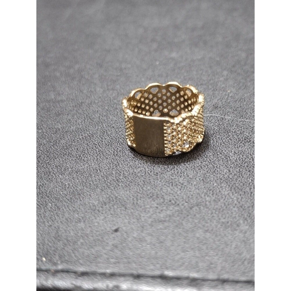 Gold Tone Open Weave Band Style Ring Size 6
